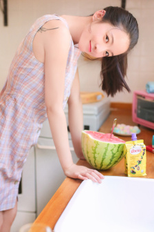 朋友的母亲2020中字版佳美